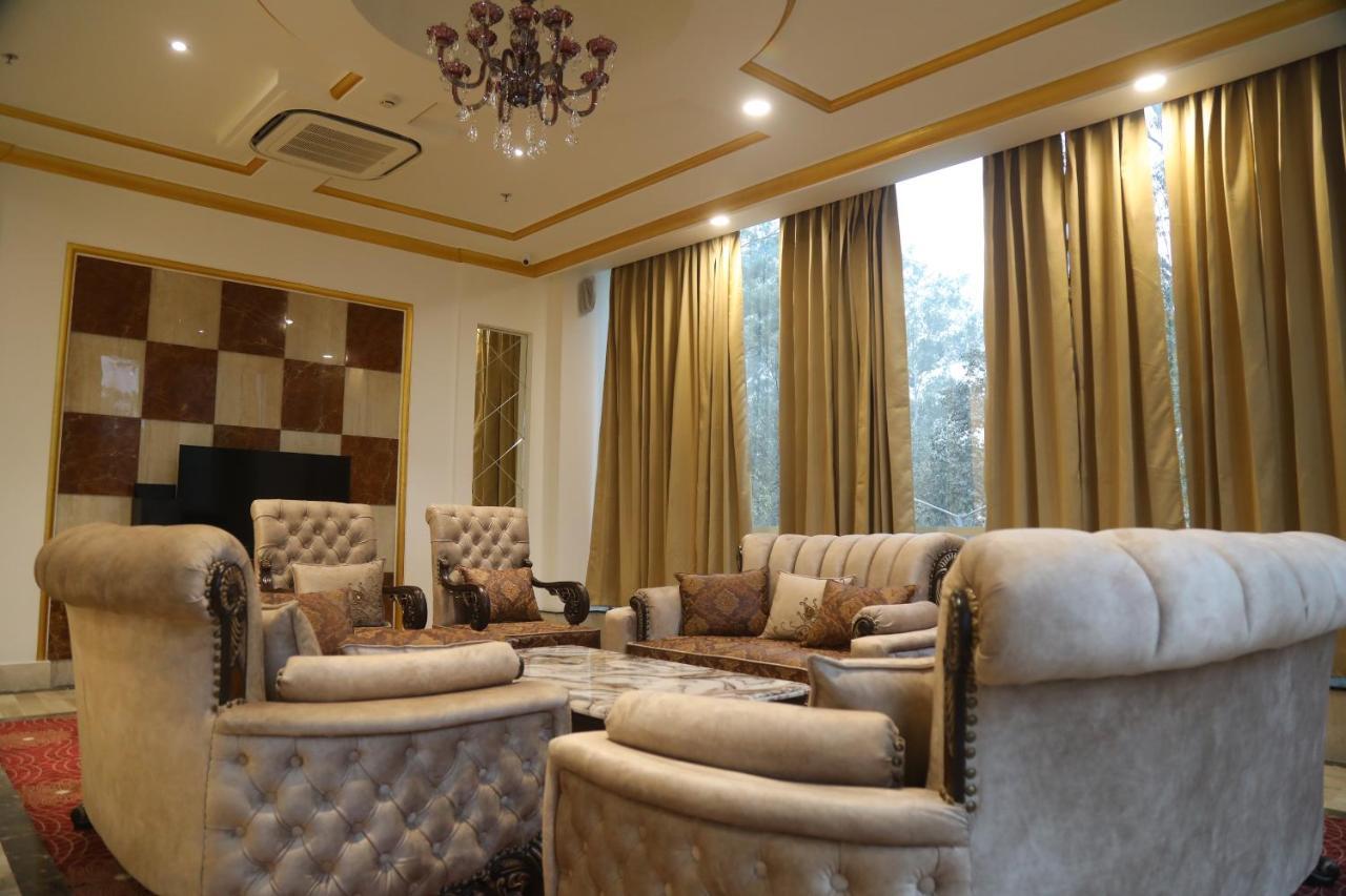 Aveo By Amatra, Gateway To Corbett Hotel Kashipur Bagian luar foto