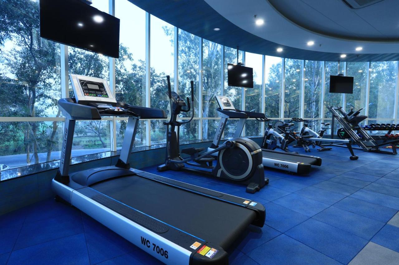 Aveo By Amatra, Gateway To Corbett Hotel Kashipur Bagian luar foto