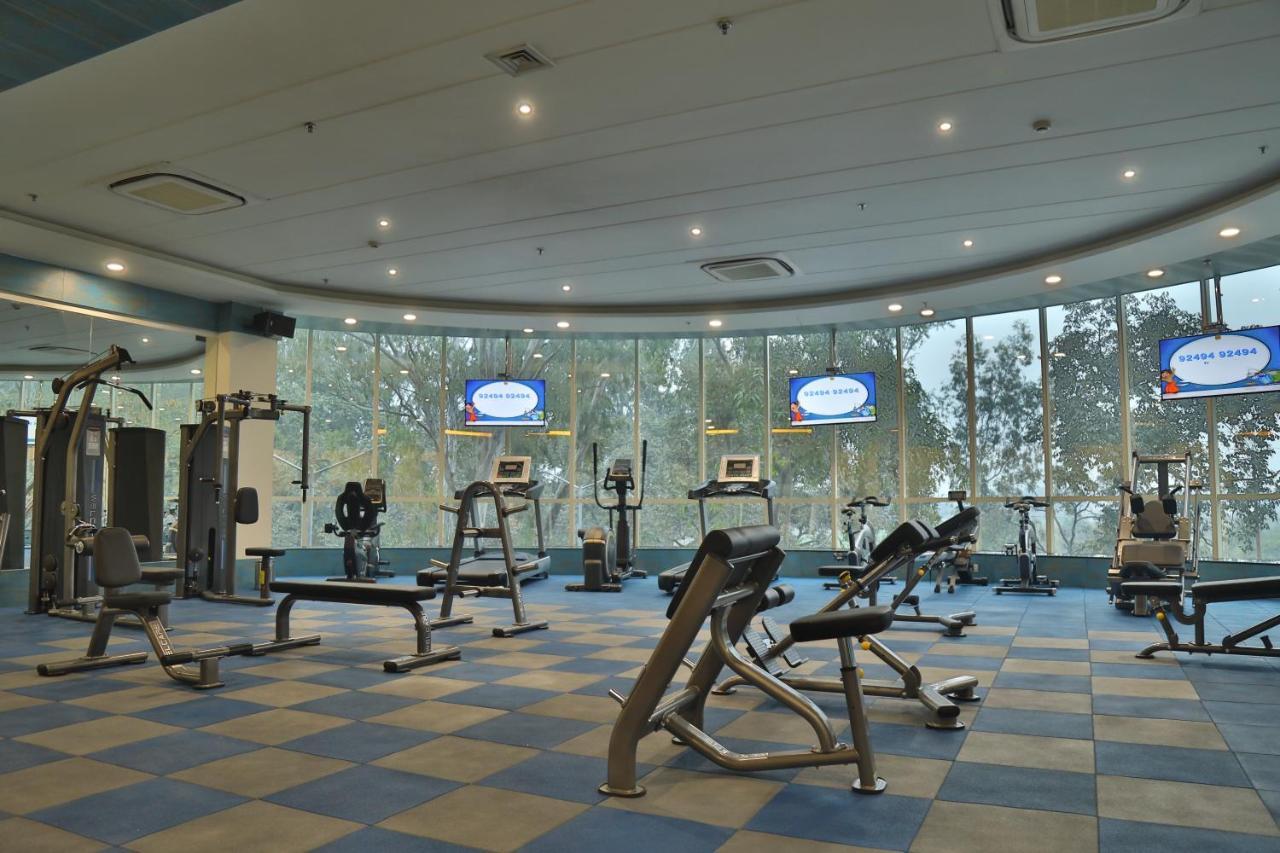 Aveo By Amatra, Gateway To Corbett Hotel Kashipur Bagian luar foto