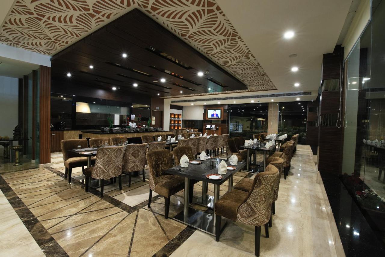 Aveo By Amatra, Gateway To Corbett Hotel Kashipur Bagian luar foto